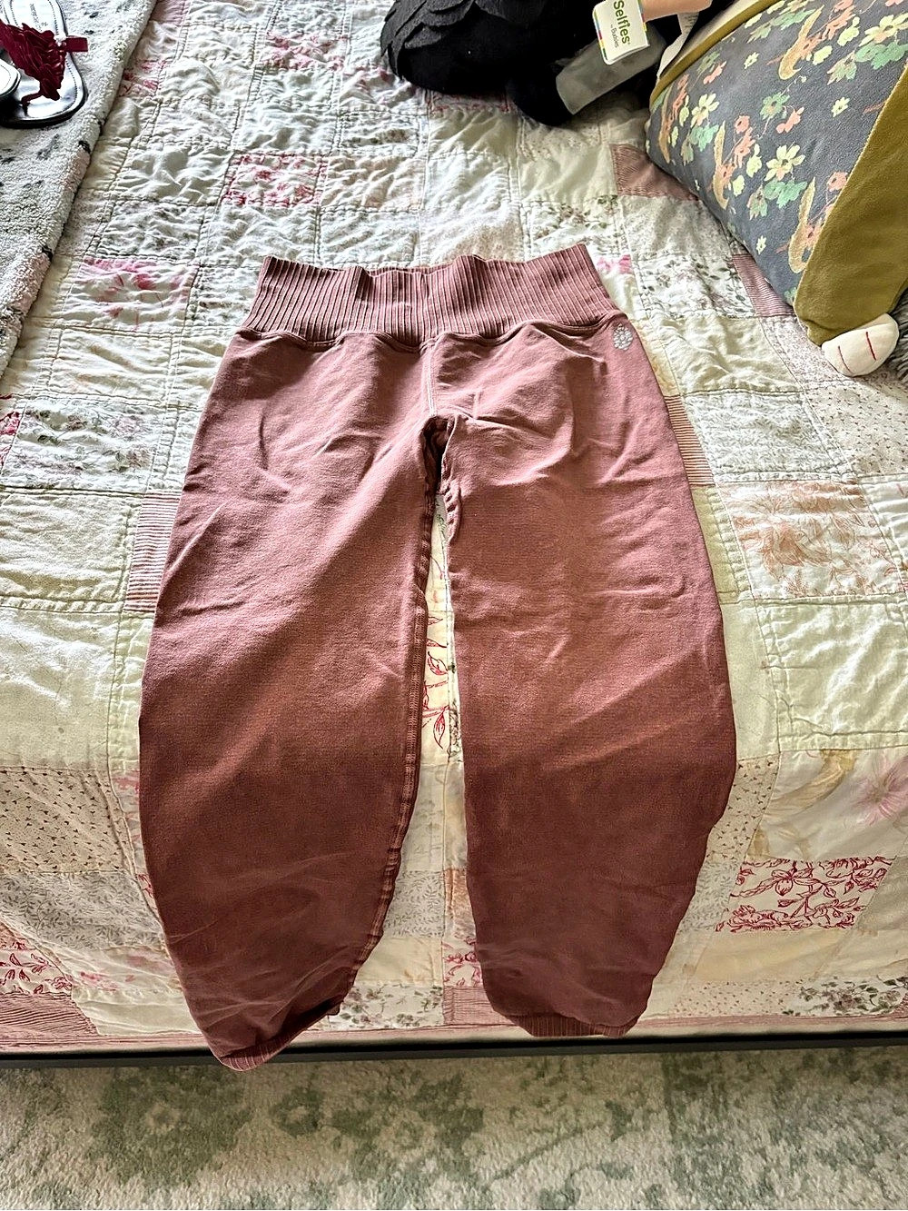 Spiritual Gangster Ribbed Leggings Pink Size Small Like New